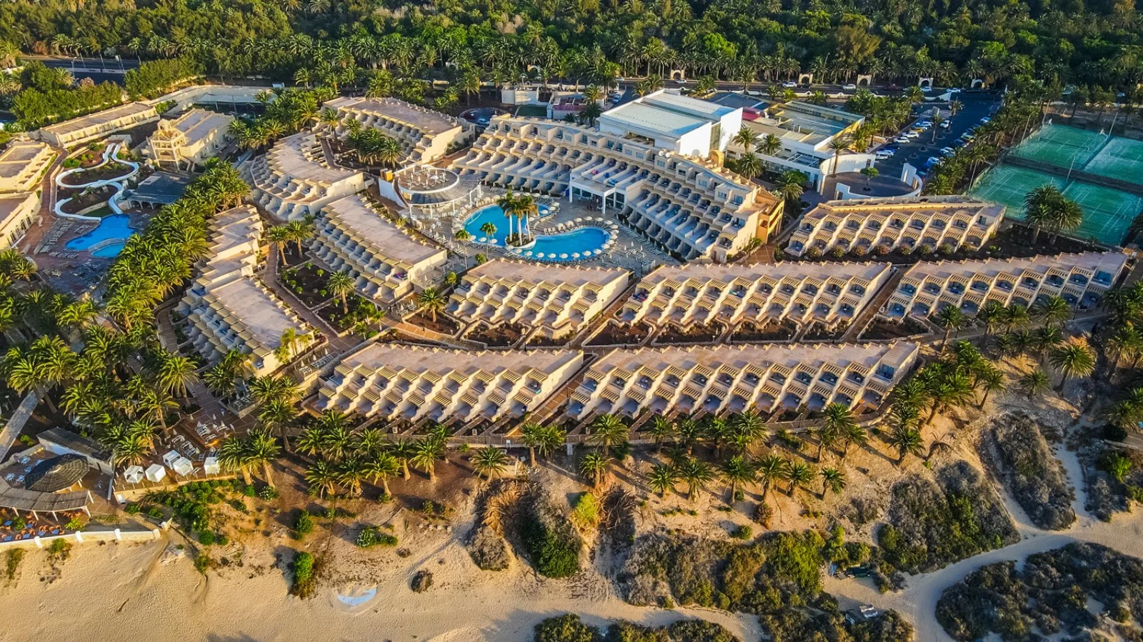 Alpiclub SBH Monica Beach Resort & Windsurf Challenge