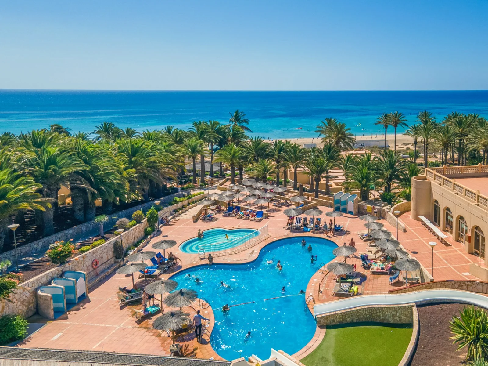 Alpiclub SBH Monica Beach Resort & Windsurf Challenge