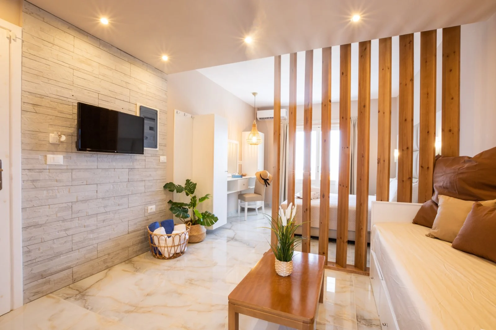ANASTASIA LUXURY APARTMENTS
