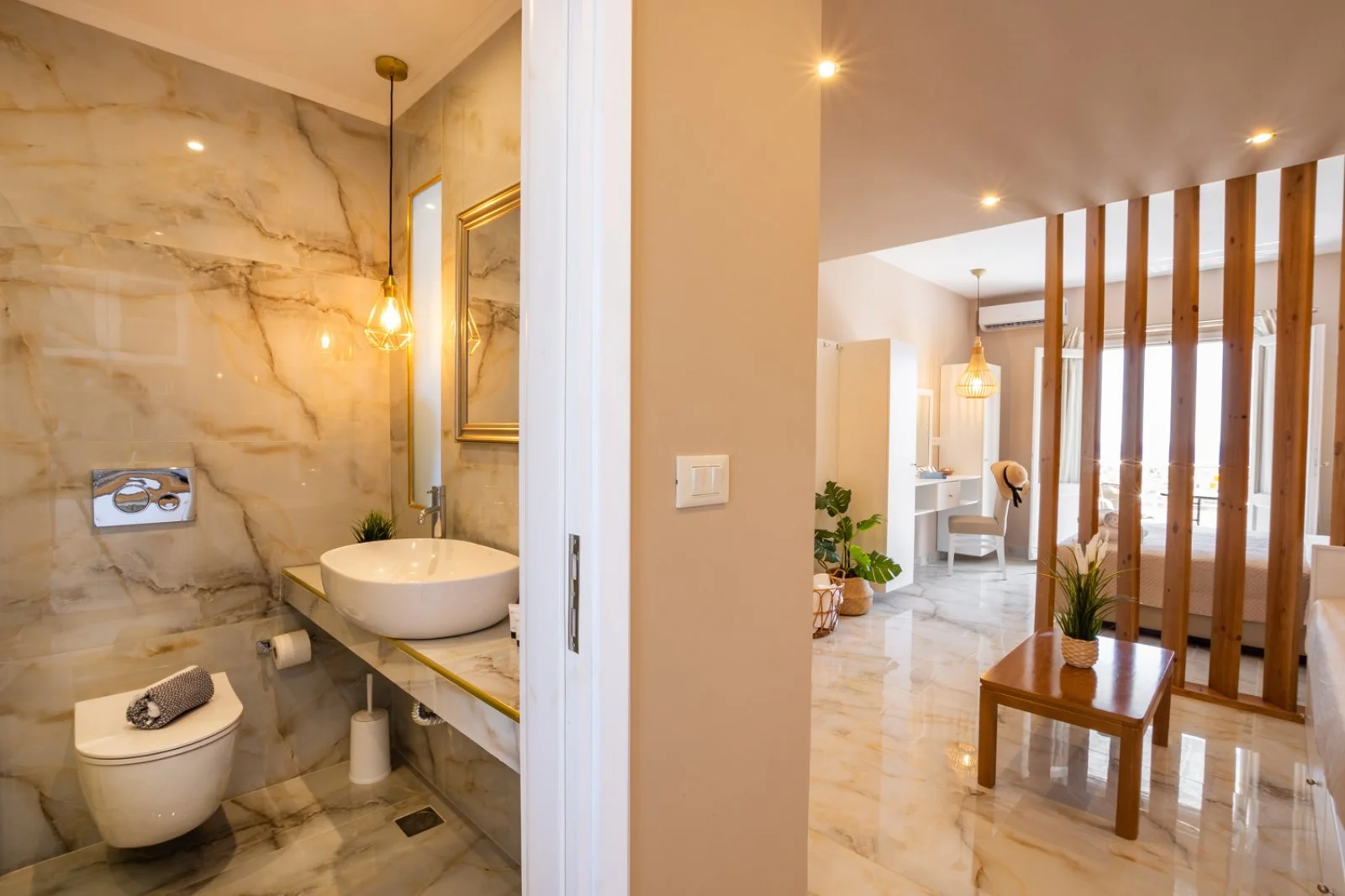 ANASTASIA LUXURY APARTMENTS