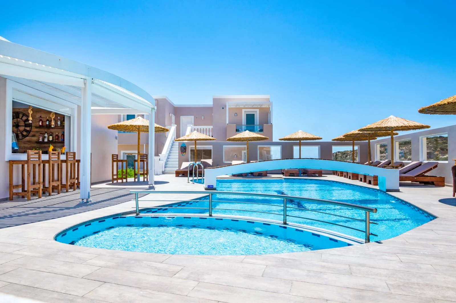 ANASTASIA LUXURY APARTMENTS