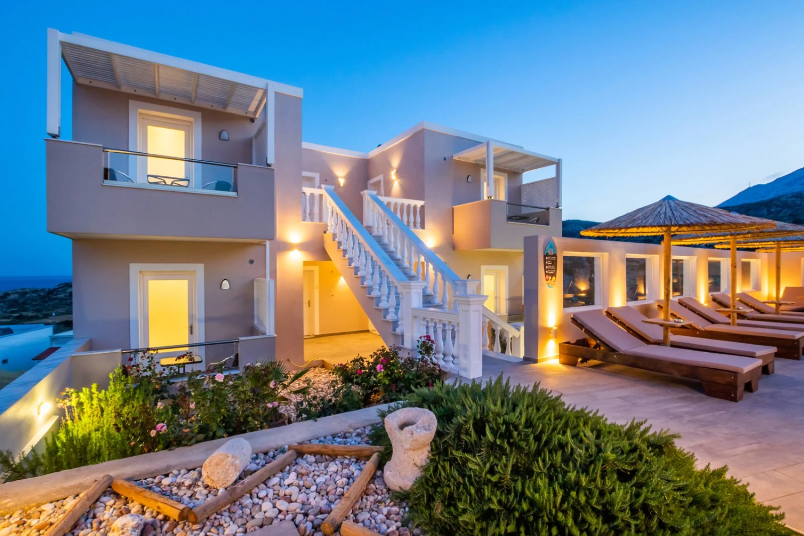 ANASTASIA LUXURY APARTMENTS