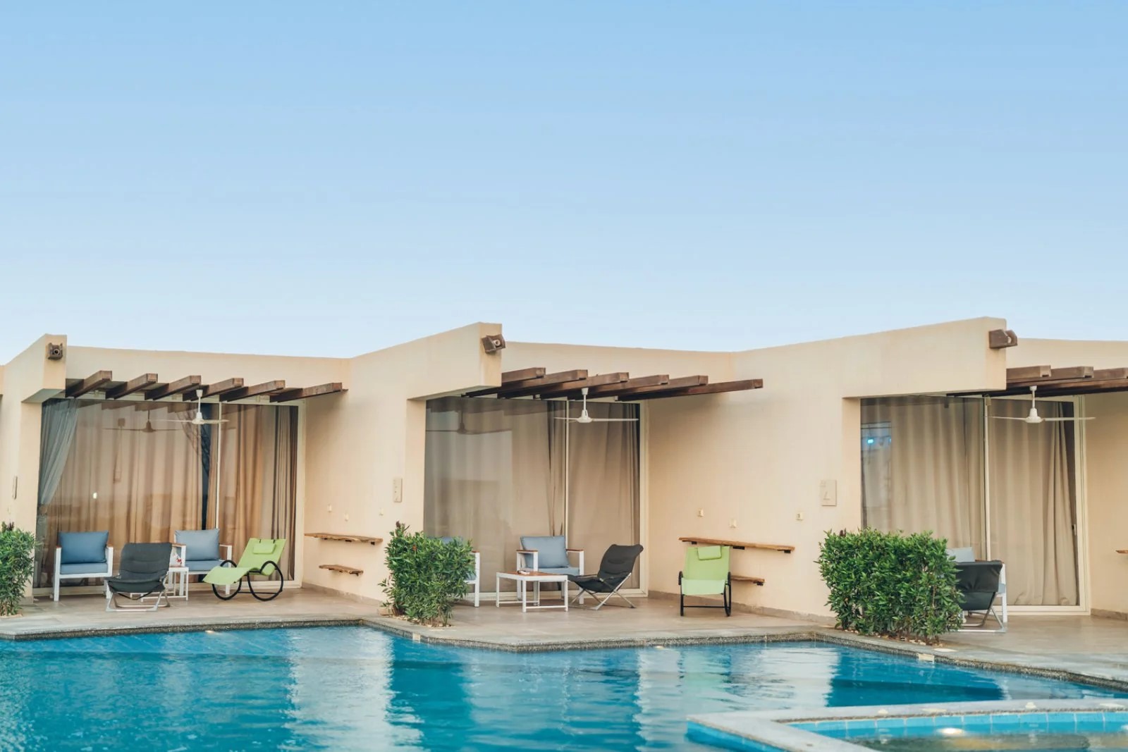 Azur White Beach Resort