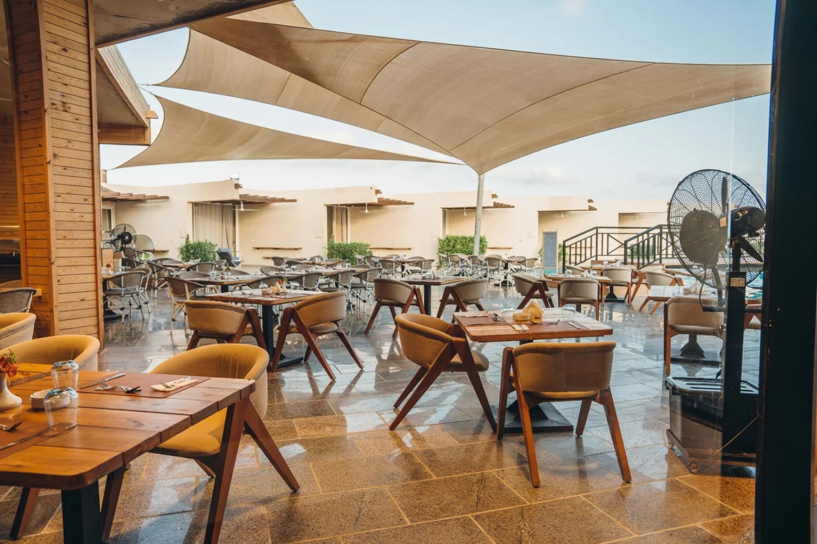 Azur White Beach Resort