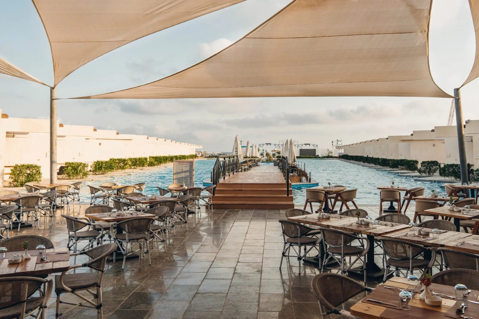 Azur White Beach Resort