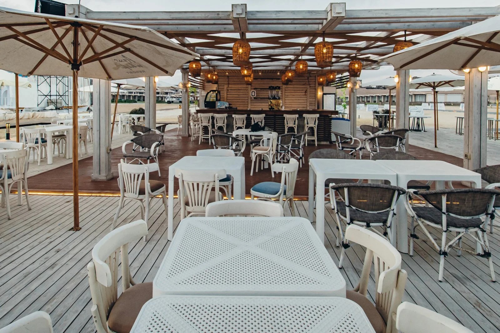 Azur White Beach Resort