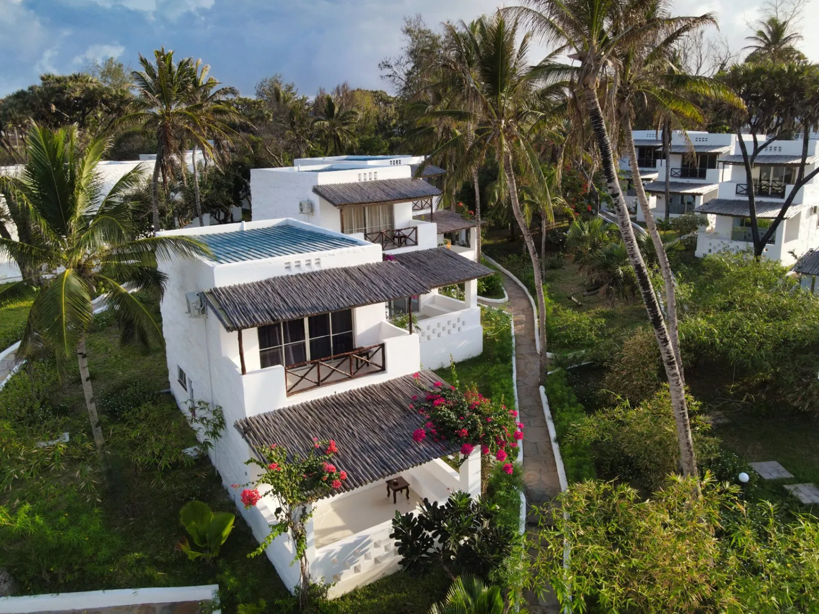 Barracuda Inn Beach Resort