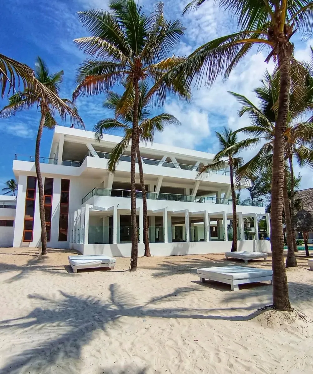 Barracuda Inn Beach Resort