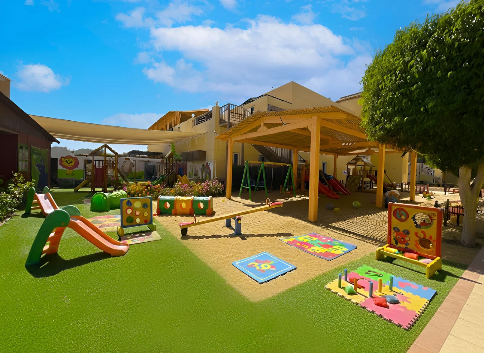 Casa Mare Beach Resort