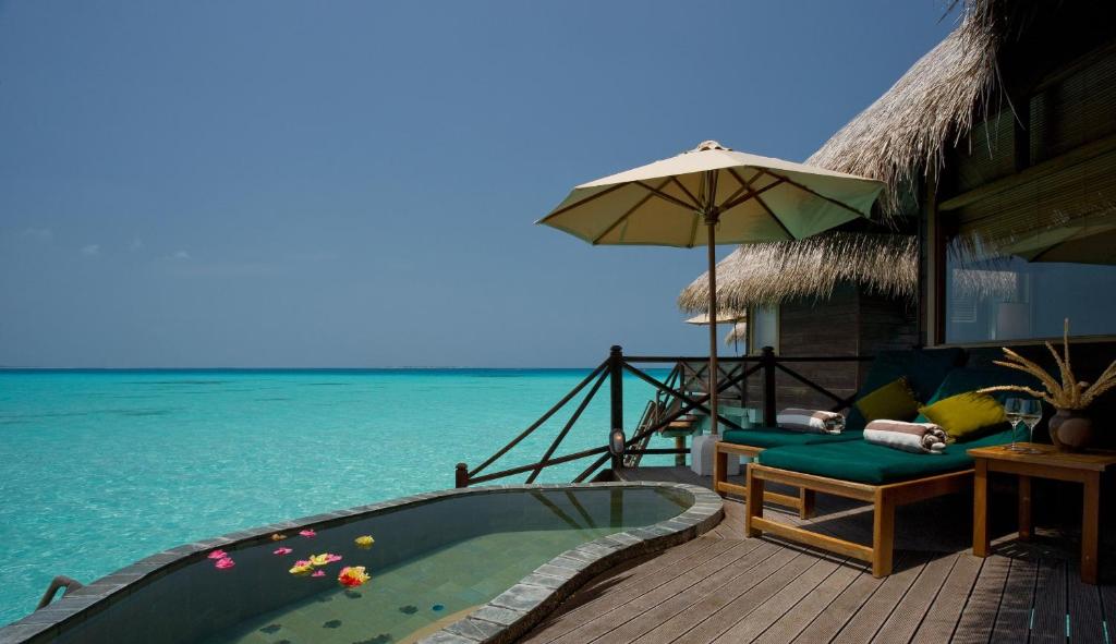 COCO PALM DHUNI KOLHU MALDIVES