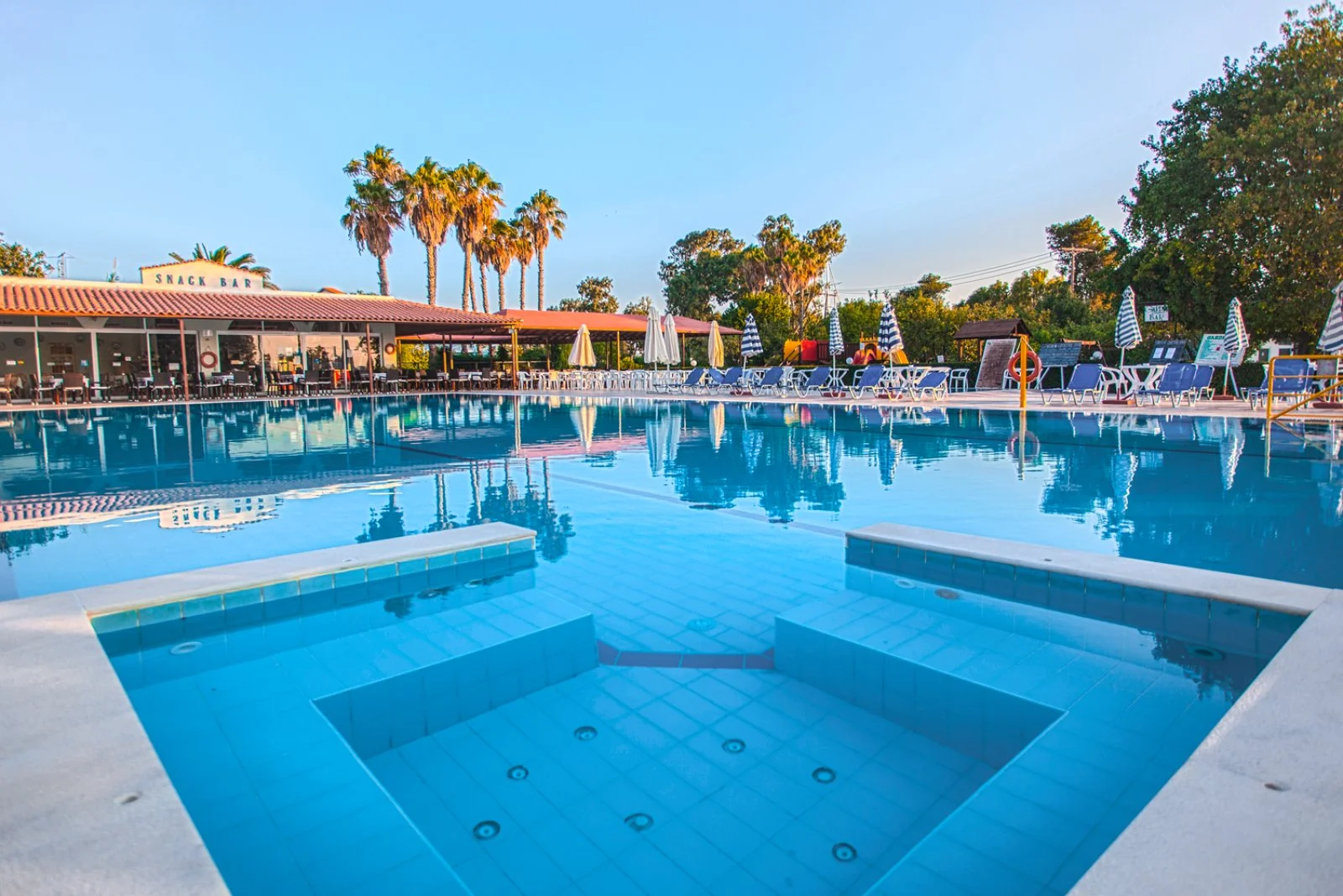 CONTINENTAL PALACE HOTEL