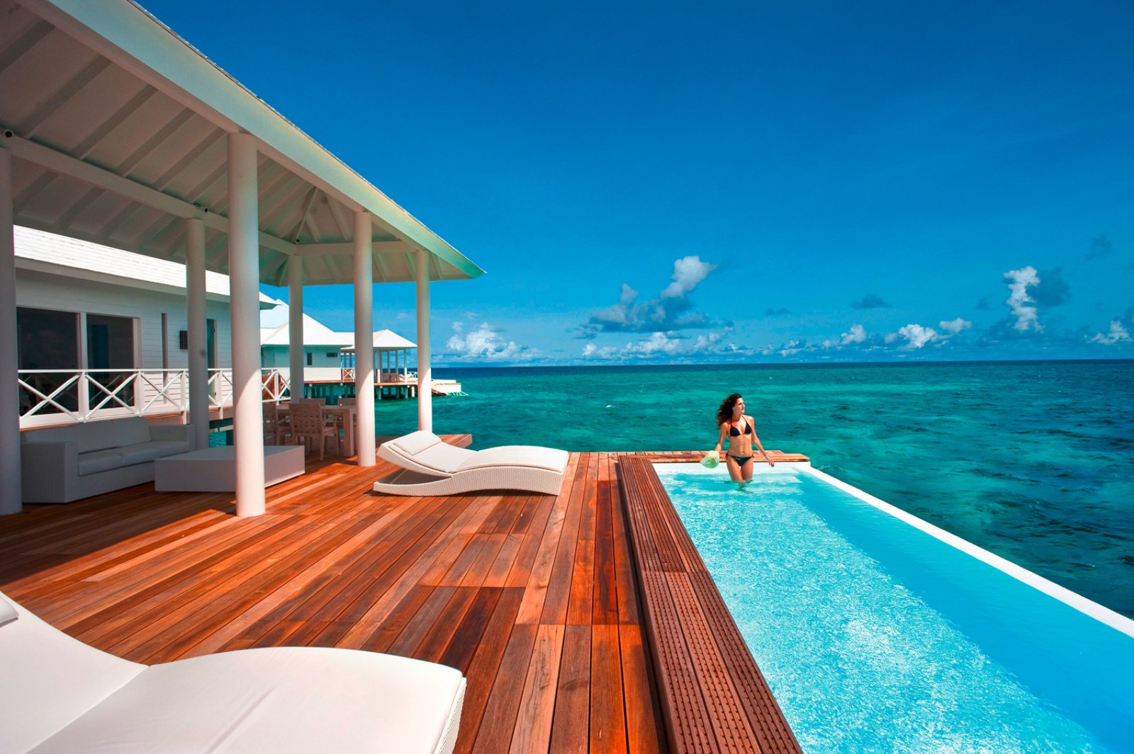 Diamonds Thudufushi