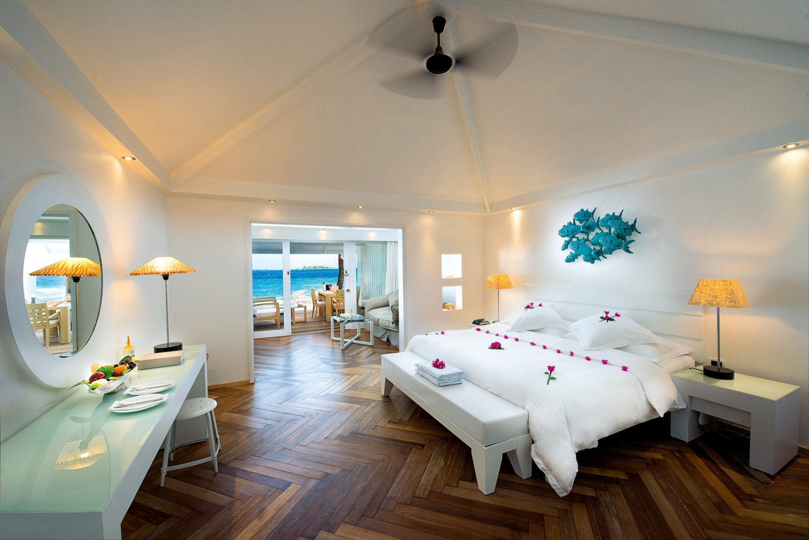 Diamonds Thudufushi