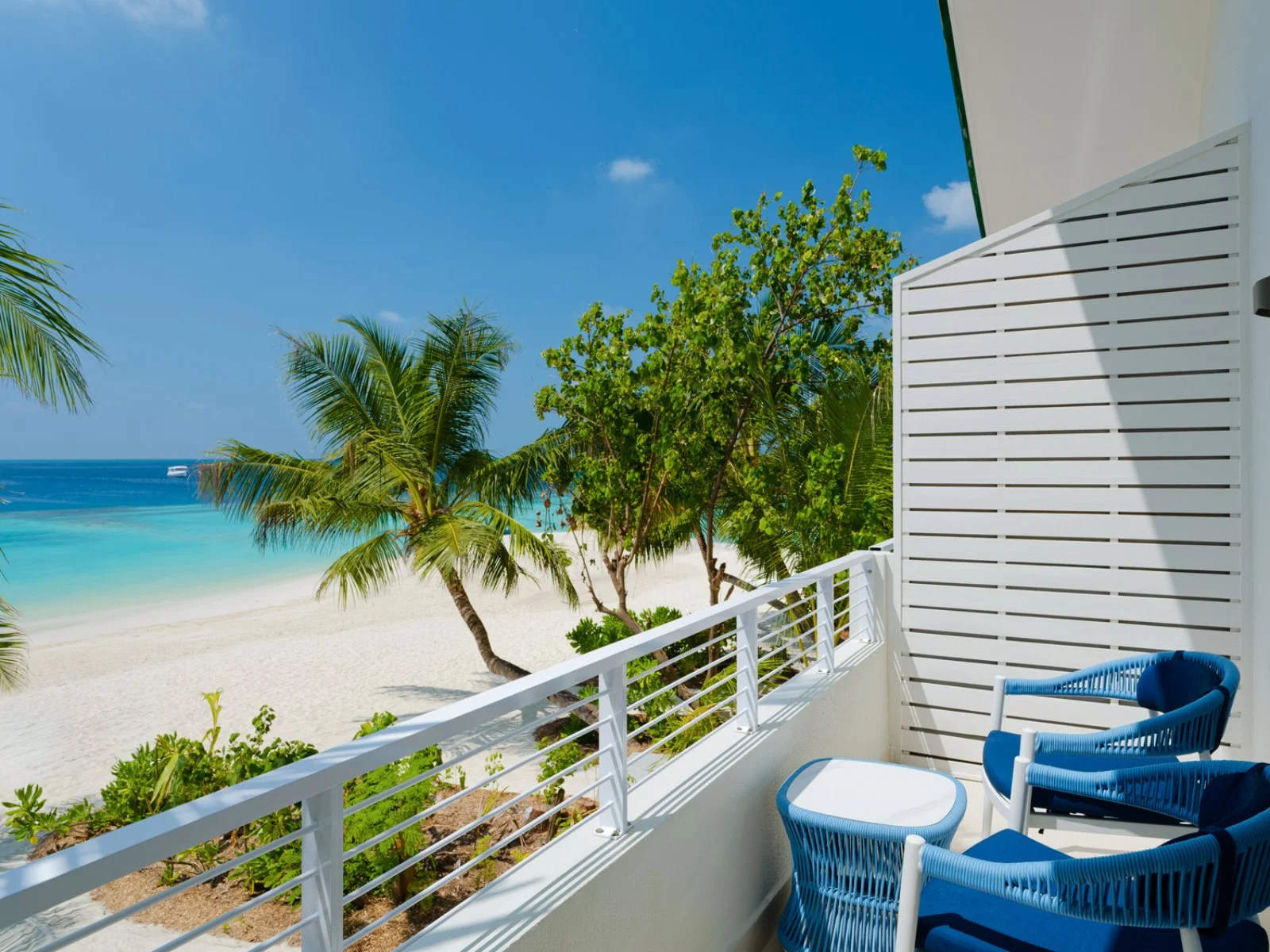 ERI MALDIVES ISLAND RESORT