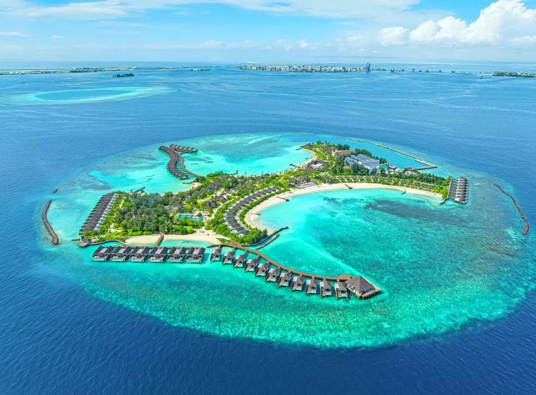 Experience Veraclub dusitD2 Feydhoo Maldives