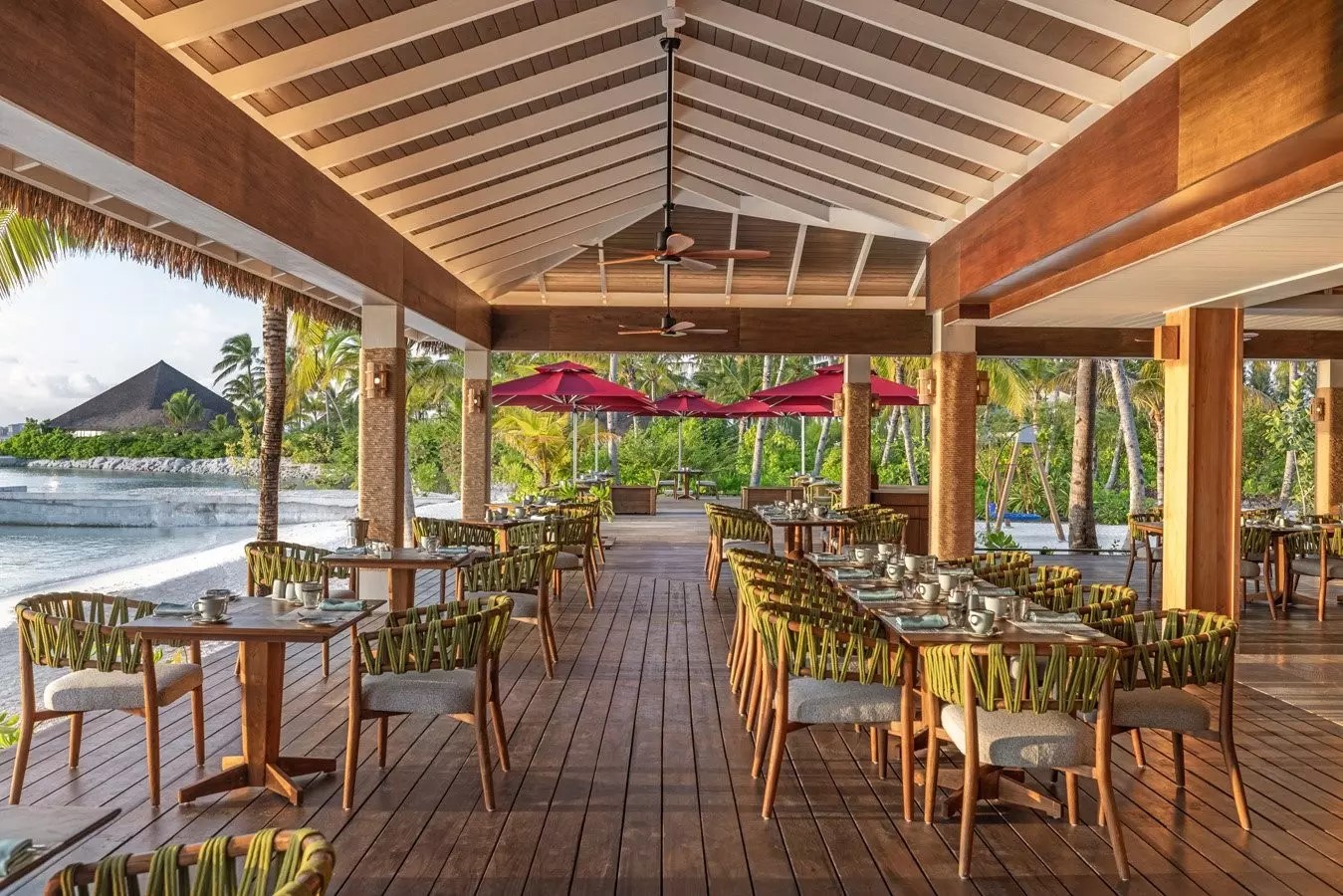 Experience Veraclub dusitD2 Feydhoo Maldives