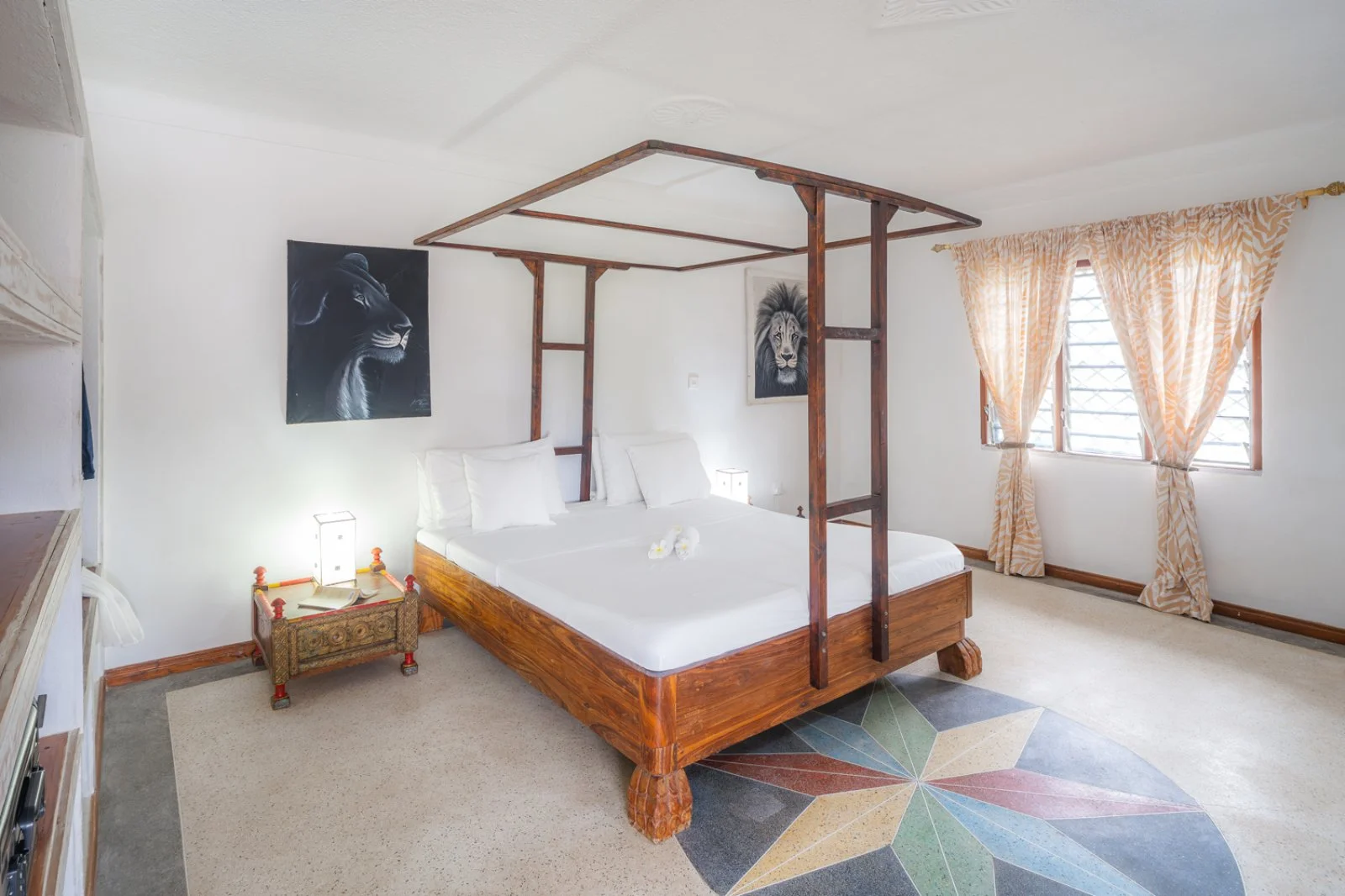 EXPLOREANS BEACH CLUB & VILLAS