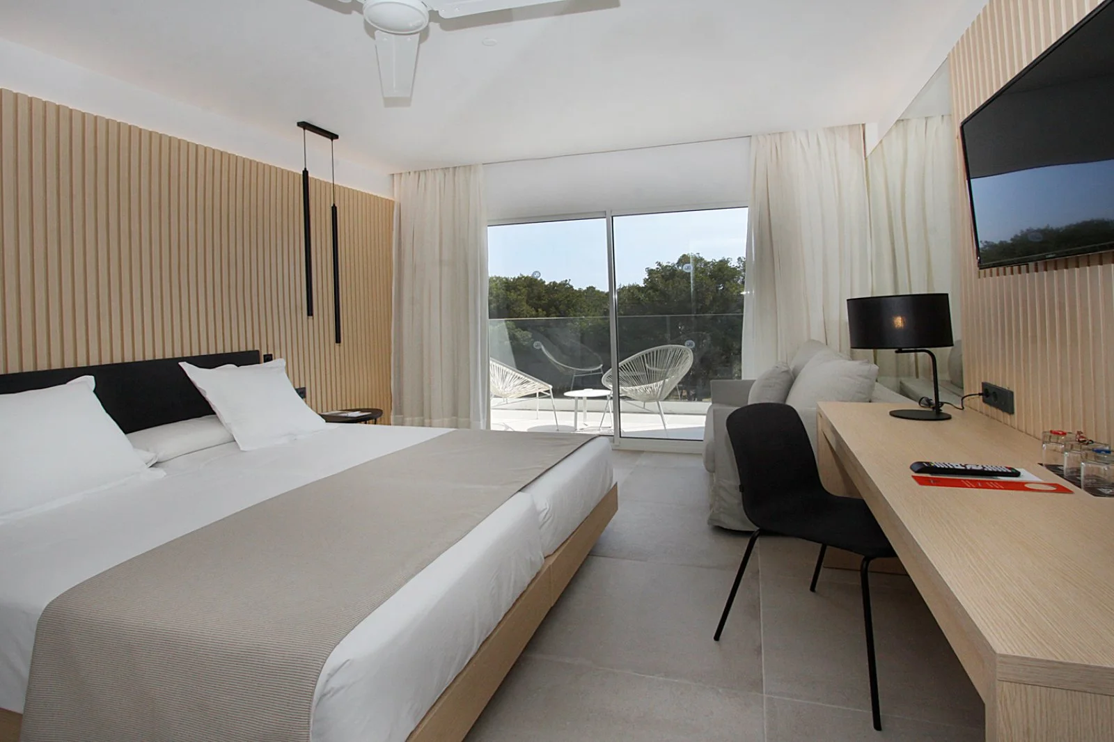 HOTEL BG CABALLERO