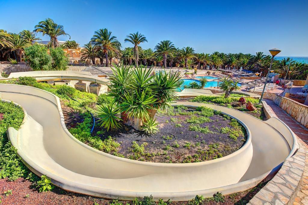 Alpiclub SBH Monica Beach Resort